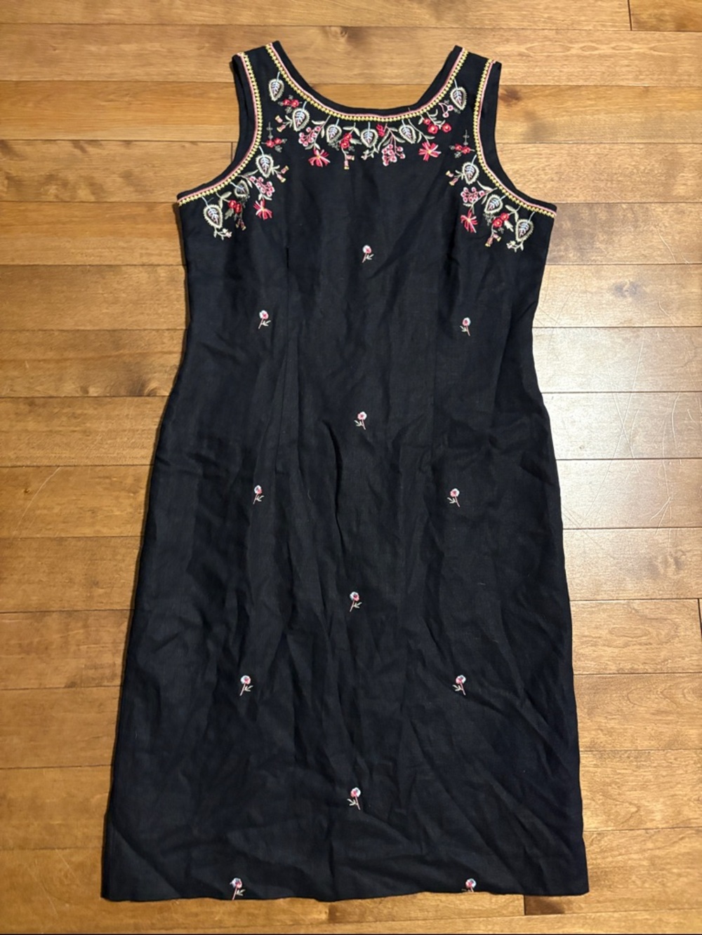 Vintage Jessica Black Sleeveless Embroidered Shift Dress Linen Blend